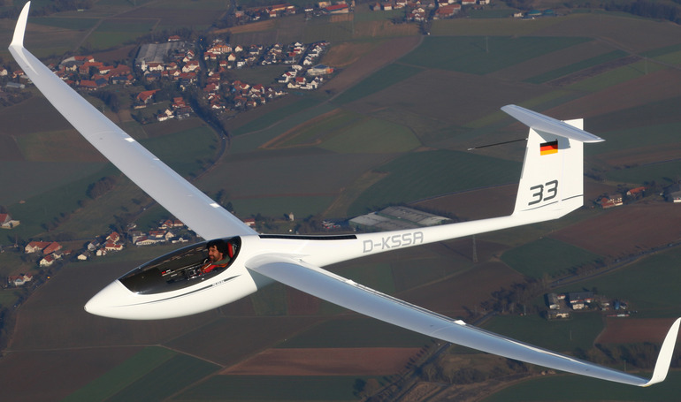 SCHLEICHER AS-33Es A33P aircraft photograph