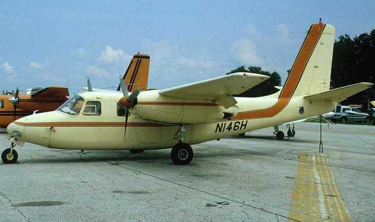 AERO (1) Commander 560 AERO (1) L-26B Commander 560 AERO (1) U-4A Commander 560 AERO COMMANDER 560 Commander 560 AC56 aircraft photograph