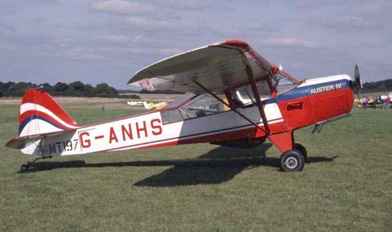 TAYLORCRAFT (2) Auster 4 TAYLORCRAFT (2) G AUS4 aircraft photograph