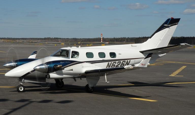 BEECH 60 Royal Turbine Duke NORTHWEST TURBINE 60 Royal Turbine Duke B60T aircraft photograph