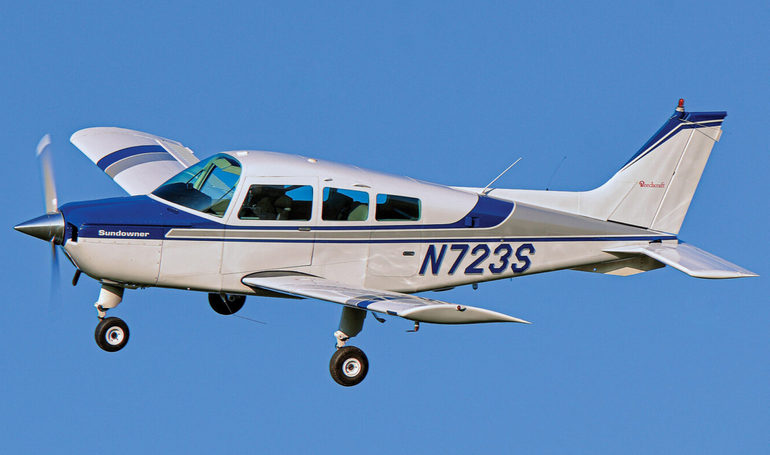 BEECH 23 Musketeer BEECH 23 Sundowner BE23 aircraft photograph