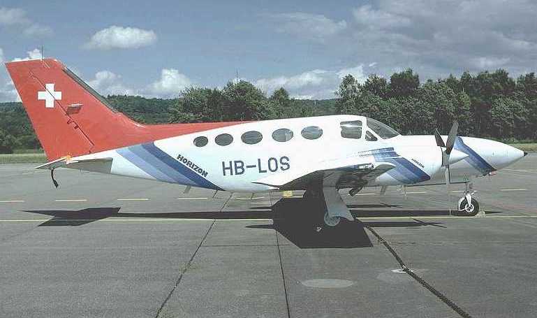 CESSNA 421 CESSNA 421 Executive Commuter CESSNA 421 Golden Eagle C421 aircraft photograph