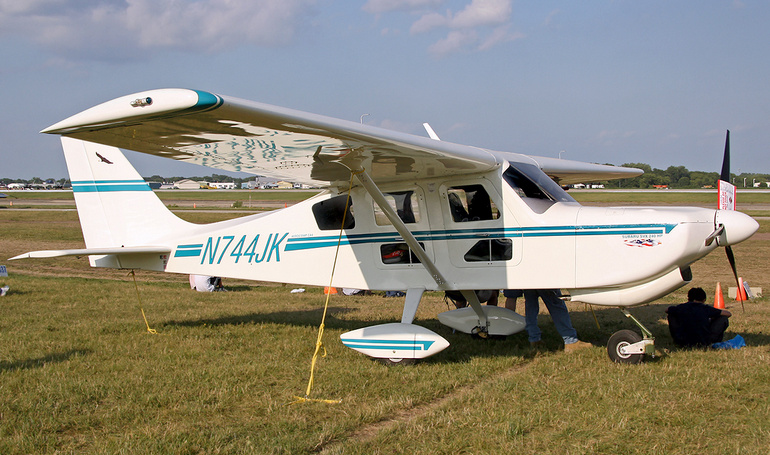 AEROCOMP CA-4 Comp Air 4 AEROCOMP CA-4 Comp Monster COMP AIR CA-4 Comp Air 4 COMP AIR CA-4 Comp Monster CA4 aircraft photograph