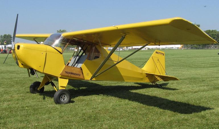 FISHER Dakota Hawk DAKH aircraft photograph