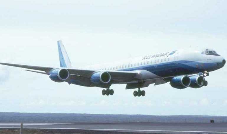DOUGLAS DC-8-70 MCDONNELL DOUGLAS DC-8-70 DC87 aircraft photograph