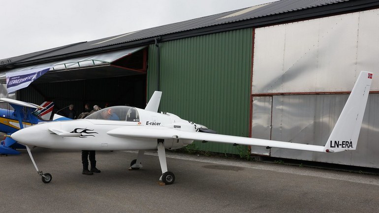 DICKEY E-Racer ERAC aircraft photograph