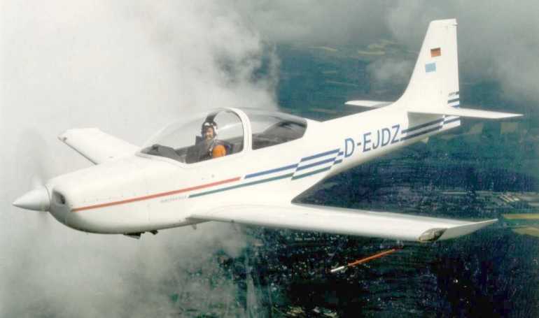FFT Eurotrainer 2000 EURT aircraft photograph