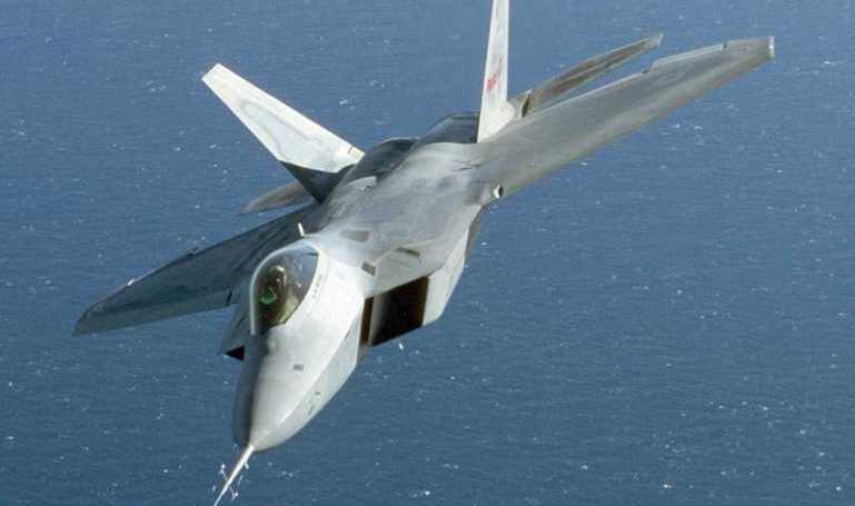 LOCKHEED MARTIN F-22 Raptor LOCKHEED MARTIN L-645 Raptor F22 aircraft photograph