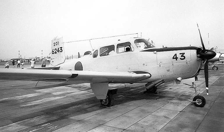 FUJI KM-2 FUJI LM-1 Nikko FUJI LM-2 Nikko KM2 aircraft photograph
