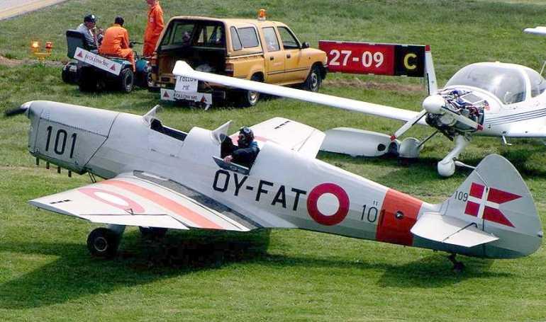 SAI (1) KZ-2 Kupe SAI (1) KZ-2 Traener KZ2 aircraft photograph