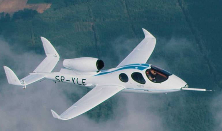 FLARIS LAR-1 LAR1 aircraft photograph