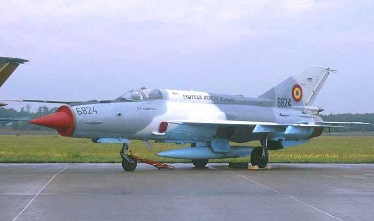 AEROSTAR (2) MiG-21 Lancer CHENGDU F-7 CHENGDU F-7 Airguard CHENGDU F-7 Skybolt CHENGDU J-7 ELBIT MiG-21 Lancer GUIZHOU FT-7 GUIZHOU JJ-7 HINDUSTAN MiG-21 MIKOYAN MiG-21 MG21 aircraft photograph