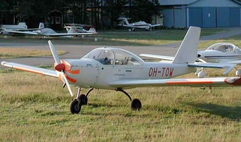 PIK PIK-23 Suhinu PIK PIK-23 Towmaster VALMET PIK-23 Suhinu VALMET PIK-23 Towmaster PK23 aircraft photograph