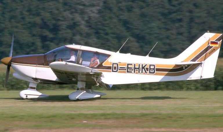 ROBIN R-1180 Aiglon R100 aircraft photograph