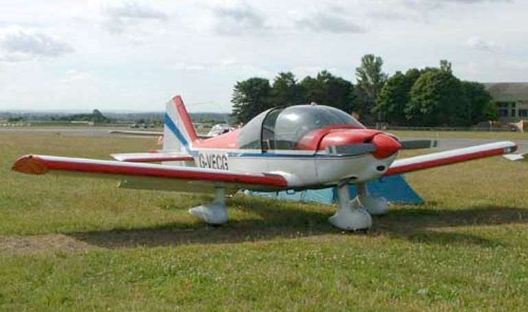 ALPHA AVIATION R-2160 Alpha 160 ALPHA AVIATION R-2120 Alpha 120 ROBIN R-2100 Super Club ROBIN R-2112 Alpha ROBIN R-2120 Alpha ROBIN R-2160 Alpha Sport R200 aircraft photograph